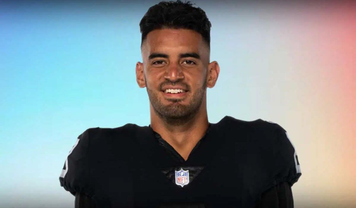 Name Marcus Mariota Net Worth( 2023) $12 Million Dollars Profession American football quarterback Date of Birth 30 October 1993 Age 29 years old Height 193 cm Weight 98 kg (216 lbs ) Birthplace Honolulu, Hawaii, United States Nationality American